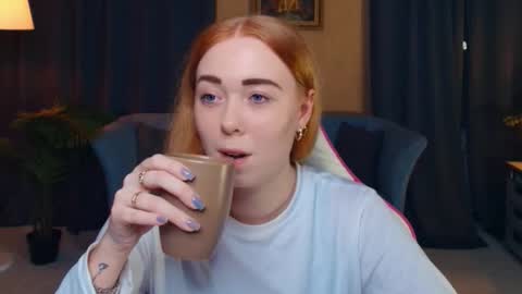 Nelli online show from December 2025 11:45:01 PM