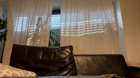 neneo21_ online show from March 2025 09:13:01 AM