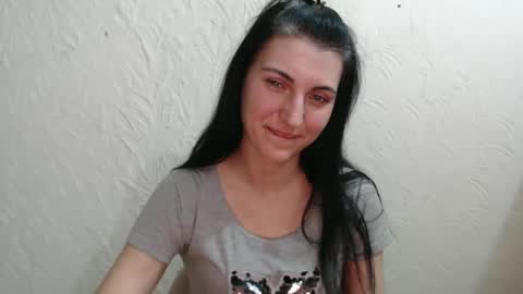 Nensy online show from March 2025 10:34:02 PM