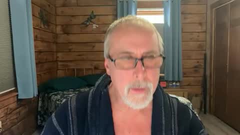 neptune2002 online show from April 2026 05:43:02 PM