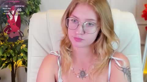 Nerissa online show from September 2025 08:12:02 PM