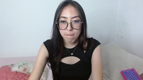Nessa online show from May 2026 11:00:02 PM