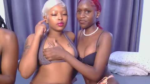 Snapshot of nessie30 chatting on February 2026 04:41:01 AM nessie online show from February 2026 04:41:01 AM