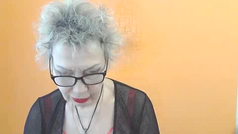 NessyJenixs online show from February 2026 09:05:01 AM