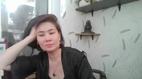 Nettie Allie online show from December 2025 09:58:02 AM