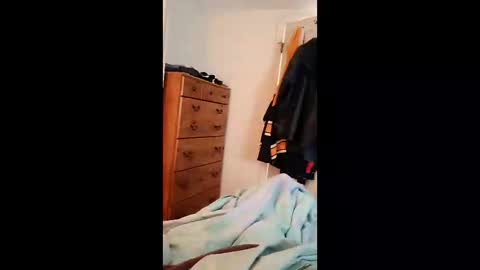 Snapshot of neverseentthatb4 chatting on October 2025 01:45:02 PM Matt online show from October 2025 01:45:02 PM