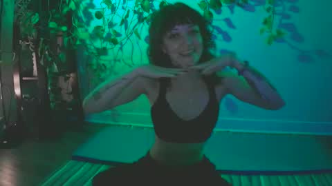 luna online show from January 2025 02:09:01 AM