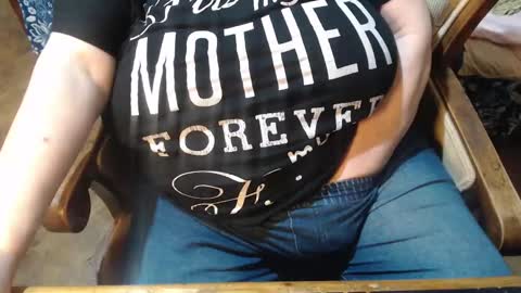 Lilly  online show from January 2025 02:43:01 AM