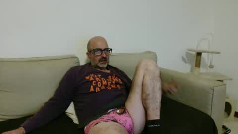 simi online show from December 2025 08:14:02 PM