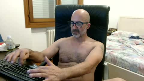 Snapshot of new_simi_74 chatting on June 2026 06:28:01 PM simi online show from June 2026 06:28:01 PM