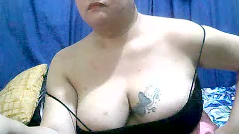 Snapshot of new_taboo_fetishqueen chatting on July 2026 04:48:02 AM mariapaula online show from July 2026 04:48:02 AM