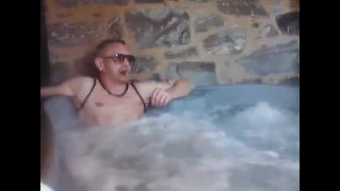 Snapshot of newfun11 chatting on December 2024 08:14:02 PM newfun11 online show from December 2024 08:14:02 PM