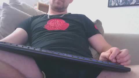 Snapshot of newkammer87 chatting on November 2025 12:11:01 PM Lance Hardwood online show from November 2025 12:11:01 PM