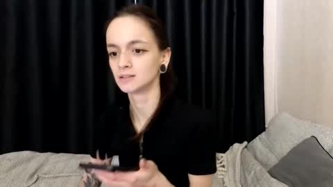 Snapshot of newproject_ chatting on February 2025 06:29:01 AM Nova online show from February 2025 06:29:01 AM