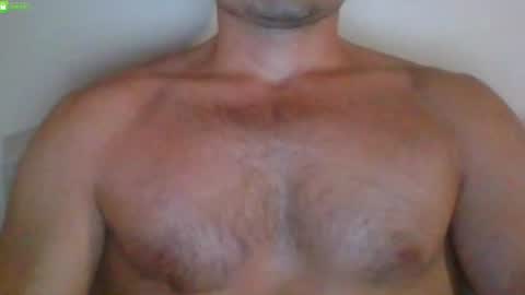Snapshot of newtyguy90 chatting on June 2026 05:10:01 AM newtyguy90 online show from June 2026 05:10:01 AM