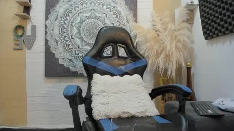 Snapshot of nextboywell1 chatting on February 2026 07:54:02 PM Yeison online show from February 2026 07:54:02 PM