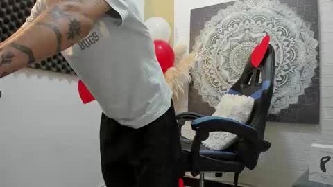 Snapshot of nextboywell1 chatting on February 2026 08:16:02 PM Yeison online show from February 2026 08:16:02 PM