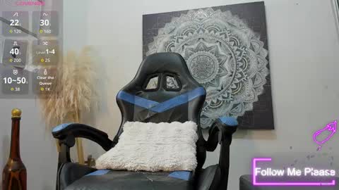 Snapshot of nextboywell1 chatting on February 2026 12:57:02 PM Yeison online show from February 2026 12:57:02 PM