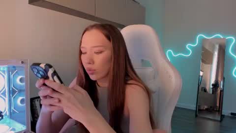 Mina online show from June 2026 07:09:02 AM