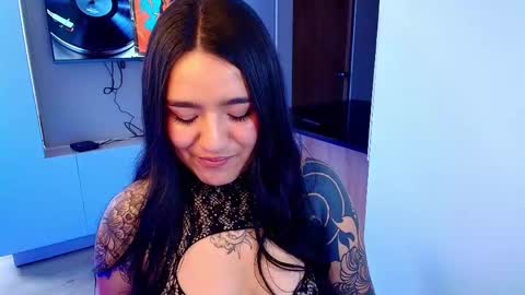 Valery Gonzales online show from April 2026 05:52:02 PM