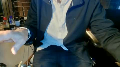 Snapshot of nfgwholoves2cum chatting on November 2025 02:22:02 AM NFG Nice Friendly Guy Dick online show from November 2025 02:22:02 AM