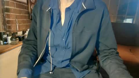 Snapshot of nfgwholoves2cum chatting on November 2025 10:31:02 PM NFG Nice Friendly Guy Dick online show from November 2025 10:31:02 PM