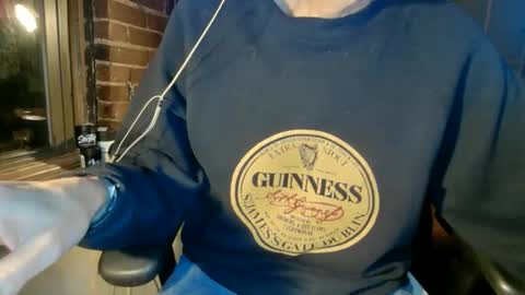 Snapshot of nfgwholoves2cum chatting on December 2025 03:55:01 AM NFG Nice Friendly Guy Dick online show from December 2025 03:55:01 AM