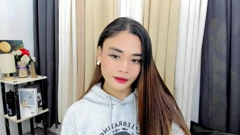 hottie nicole online show from February 2026 12:42:01 PM