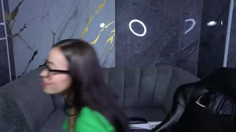 nhoa_b online show from March 2026 08:26:01 PM