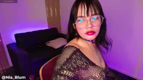 Nia Blum online show from January 2026 01:05:02 PM