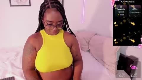 Nia online show from December 2024 03:46:02 PM