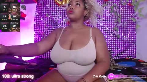 Snapshot of niawk_ chatting on October 2025 01:29:01 PM Niawk online show from October 2025 01:29:01 PM