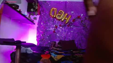 Niawk online show from November 2025 03:25:01 PM