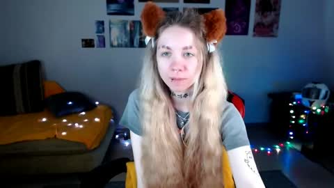 nica_kawaii online show from May 2026 01:29:02 PM