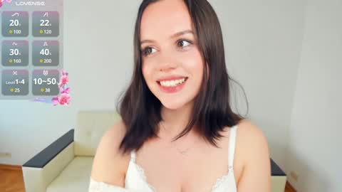 Snapshot of nice_kisss chatting on January 2025 08:43:02 AM Alice online show from January 2025 08:43:02 AM