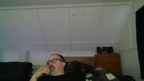 niceguy7208 online show from November 2025 04:55:01 PM