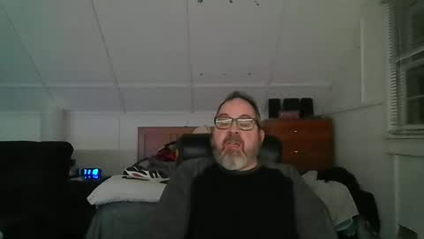 niceguy7208 online show from March 2026 04:18:02 AM