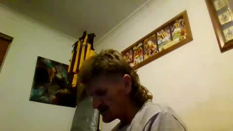 Snapshot of niceozziecockxxx chatting on December 2024 12:16:02 PM Sexiishaine online show from December 2024 12:16:02 PM