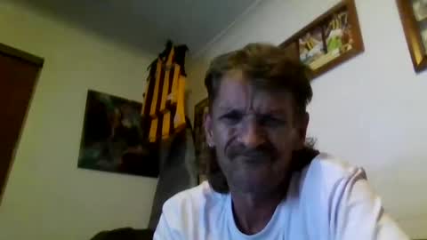 Snapshot of niceozziecockxxx chatting on January 2025 08:00:01 PM Sexiishaine online show from January 2025 08:00:01 PM