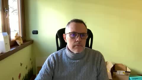 Snapshot of niceshy_71 chatting on February 2026 01:10:01 PM Andrew online show from February 2026 01:10:01 PM