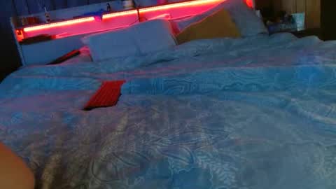 Snapshot of nichythixxx chatting on April 2026 12:06:02 PM nichythixxx online show from April 2026 12:06:02 PM