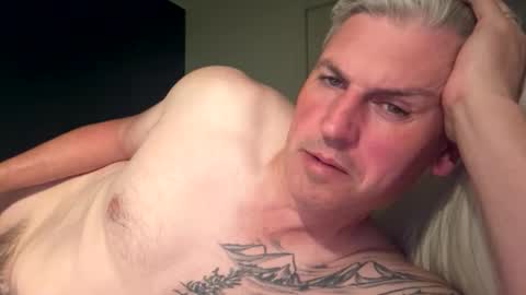 nick578320 online show from April 2026 05:52:01 PM