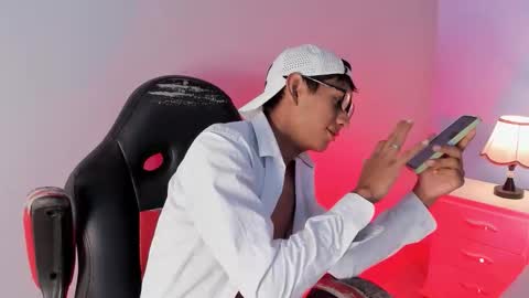 Nick online show from September 2025 08:01:02 PM