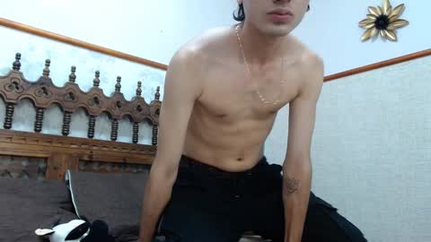 Snapshot of nick_damon chatting on January 2025 09:20:01 PM Nick online show from January 2025 09:20:01 PM