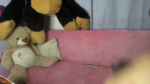 Snapshot of nick_damon chatting on February 2026 08:49:01 PM Nick online show from February 2026 08:49:01 PM