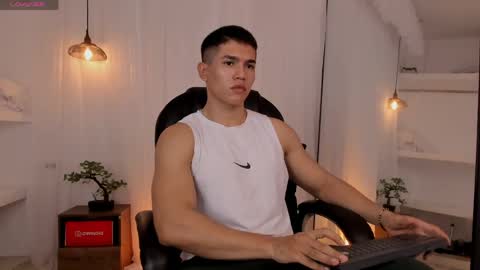 Snapshot of nick_fenix chatting on May 2026 01:25:02 AM nick fenix online show from May 2026 01:25:02 AM