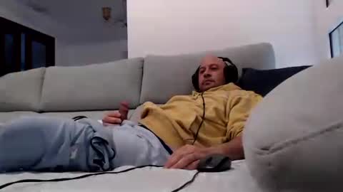 nick_rick01 online show from April 2026 11:35:02 AM