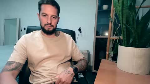 Snapshot of nickmaxx541 chatting on October 2025 10:47:02 AM Nick maxx online show from October 2025 10:47:02 AM