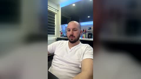 Julian online show from February 2026 01:46:02 AM