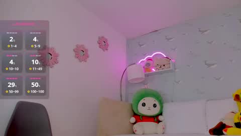 Nicolas online show from January 2025 03:43:01 PM